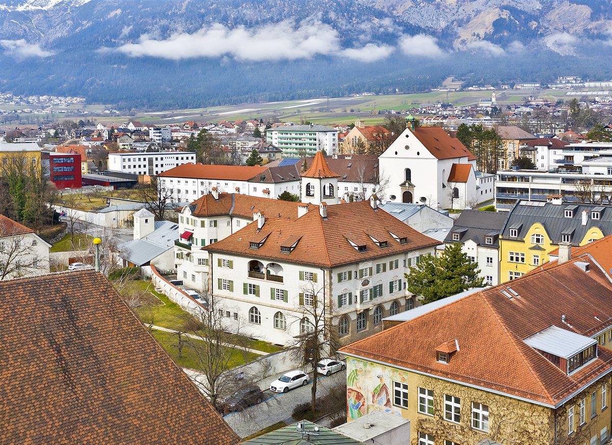 Post- und Sparkassengebäude