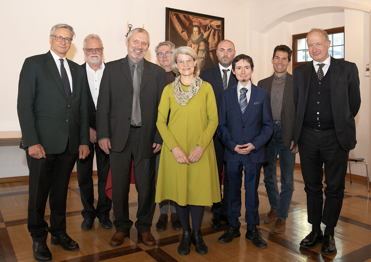 Gruppenfoto Preise Stiftung Südtiroler Sparkasse